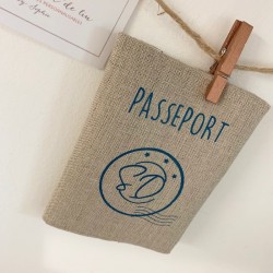 Etui passeport Lin brillant Petite Princesse : produits à personnaliser -  Pimponette