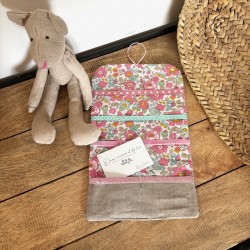 Pochette à barrettes...